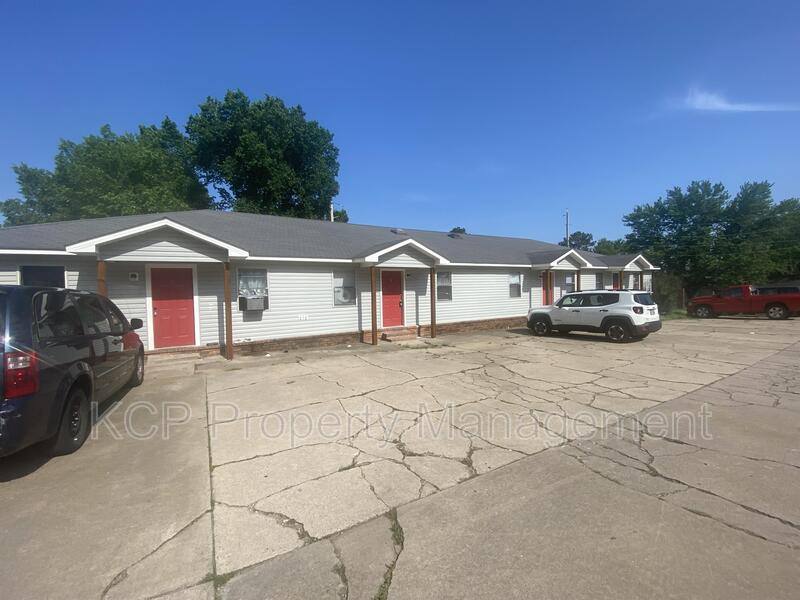 Apartment for rent at 336 W Dogwood #3, Greenwood, AR 72936