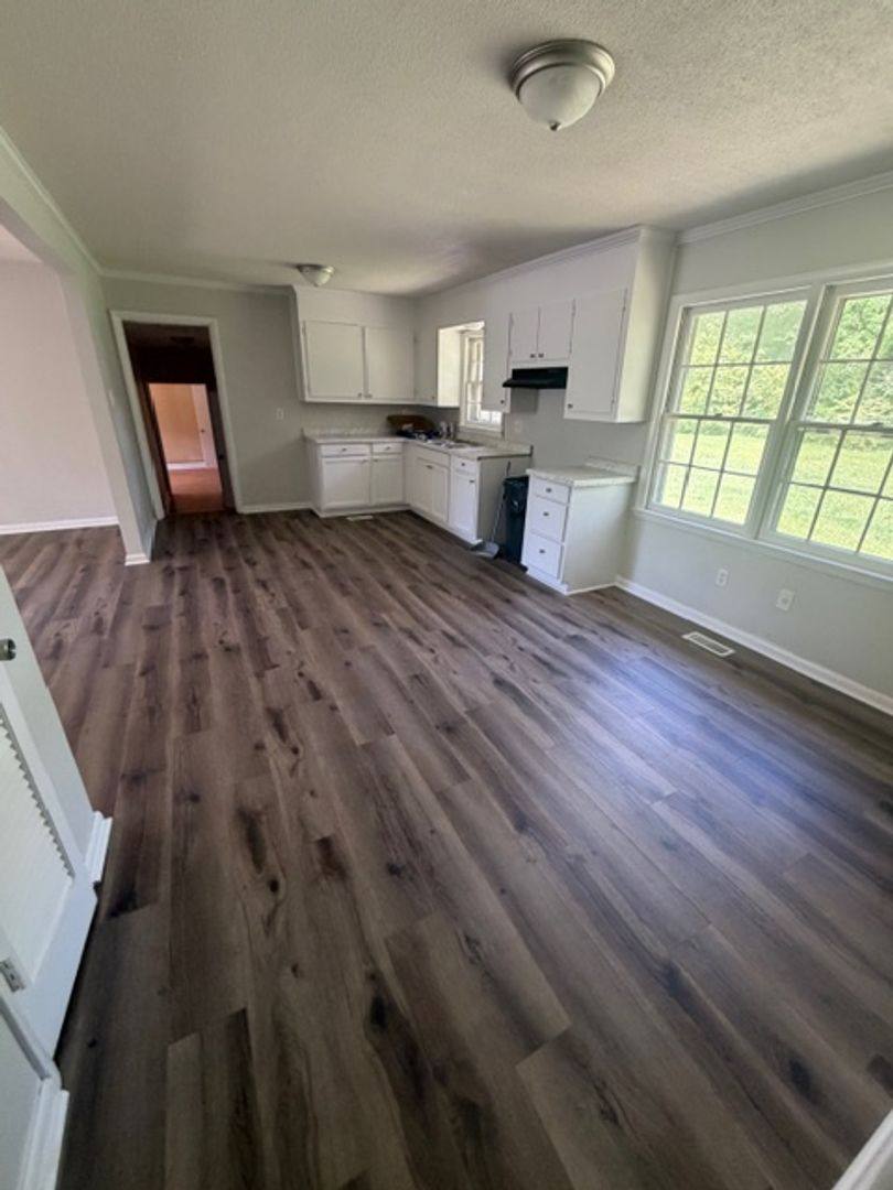 House for rent at 3462 Dobbs Farm Rd, Kinston, NC 28504