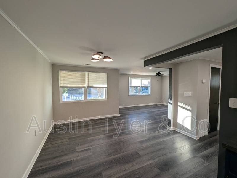 Apartment for rent at 2984B Smith St, Marianna, FL 32446