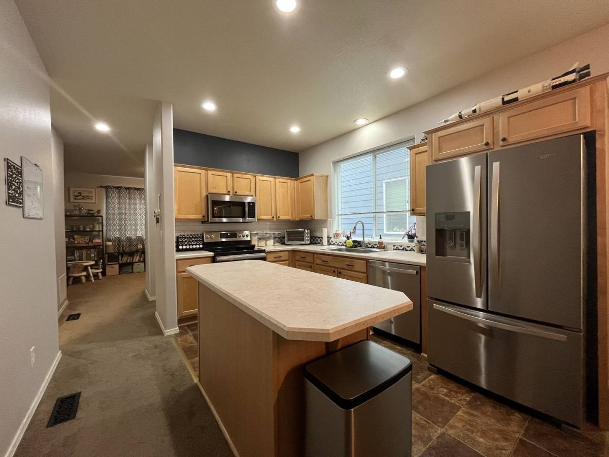 Townhouse for rent at 17460 SW November Court, Beaverton, OR 97003