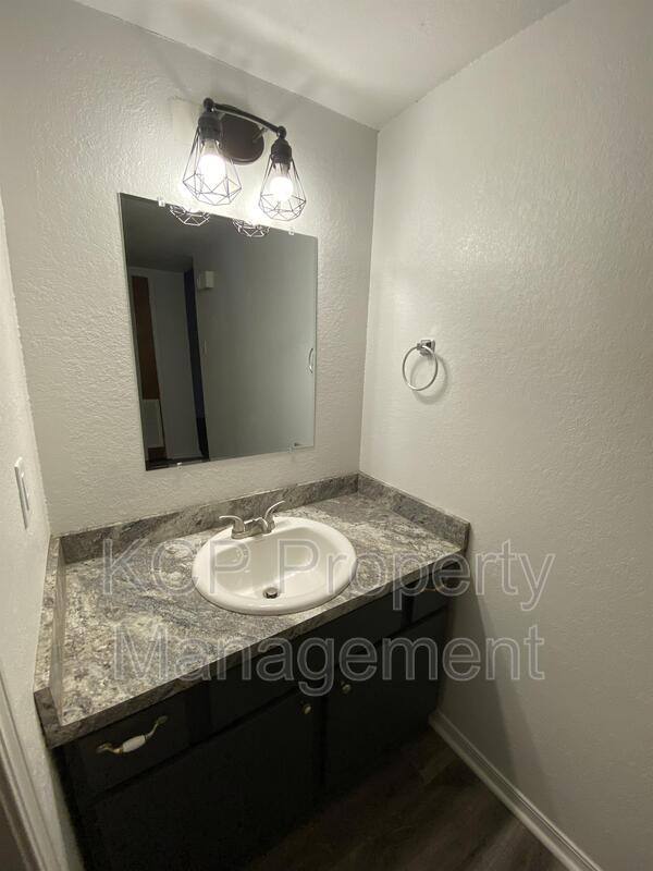 Apartment for rent at 340 W Dogwood #3, Greenwood, AR 72936