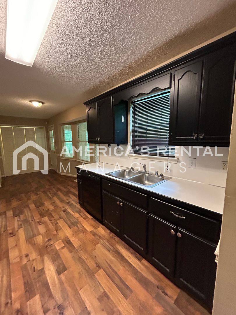 House for rent at 211 Winterberry Lane, Trussville, AL 35173