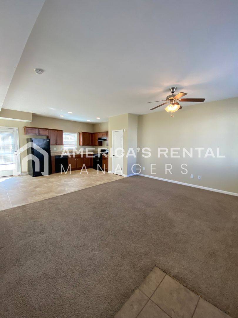 Townhouse for rent at 133 The Heights Dr, Calera, AL 35040