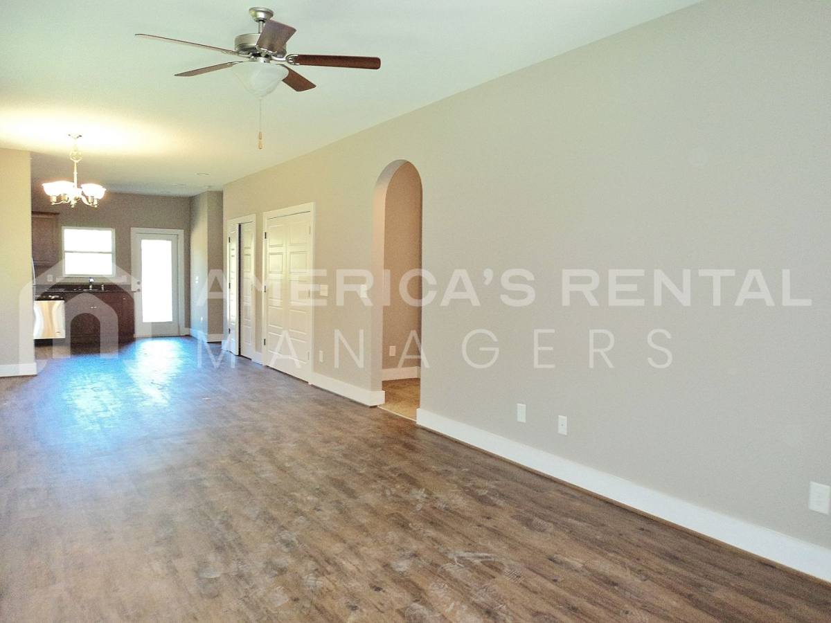House for rent at 5589 Park Side Rd, Birmingham, AL 35244