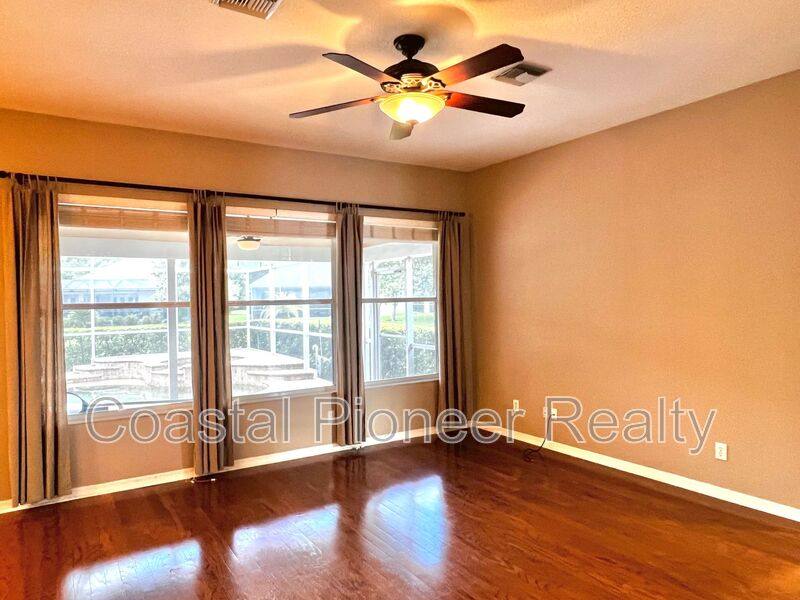 House for rent at 9524 Greenpointe Dr, Tampa, FL 33626