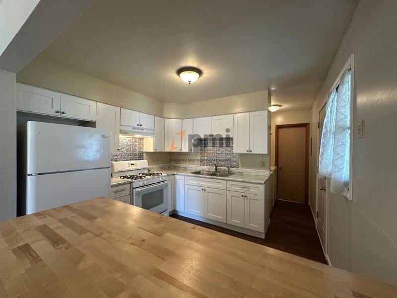 House for rent at 6850 Van Buren Place, Merrillville, IN 46410