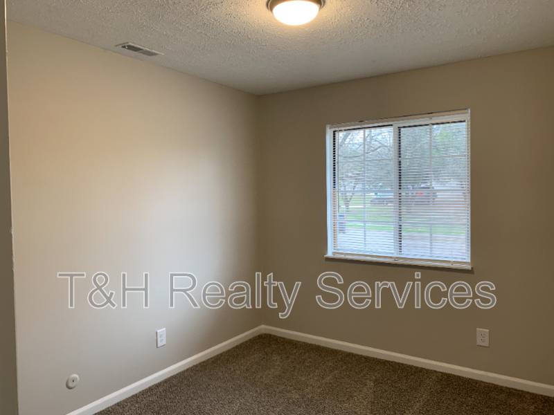 House for rent at 8705 Zephyr Dr, Indianapolis, IN 46217