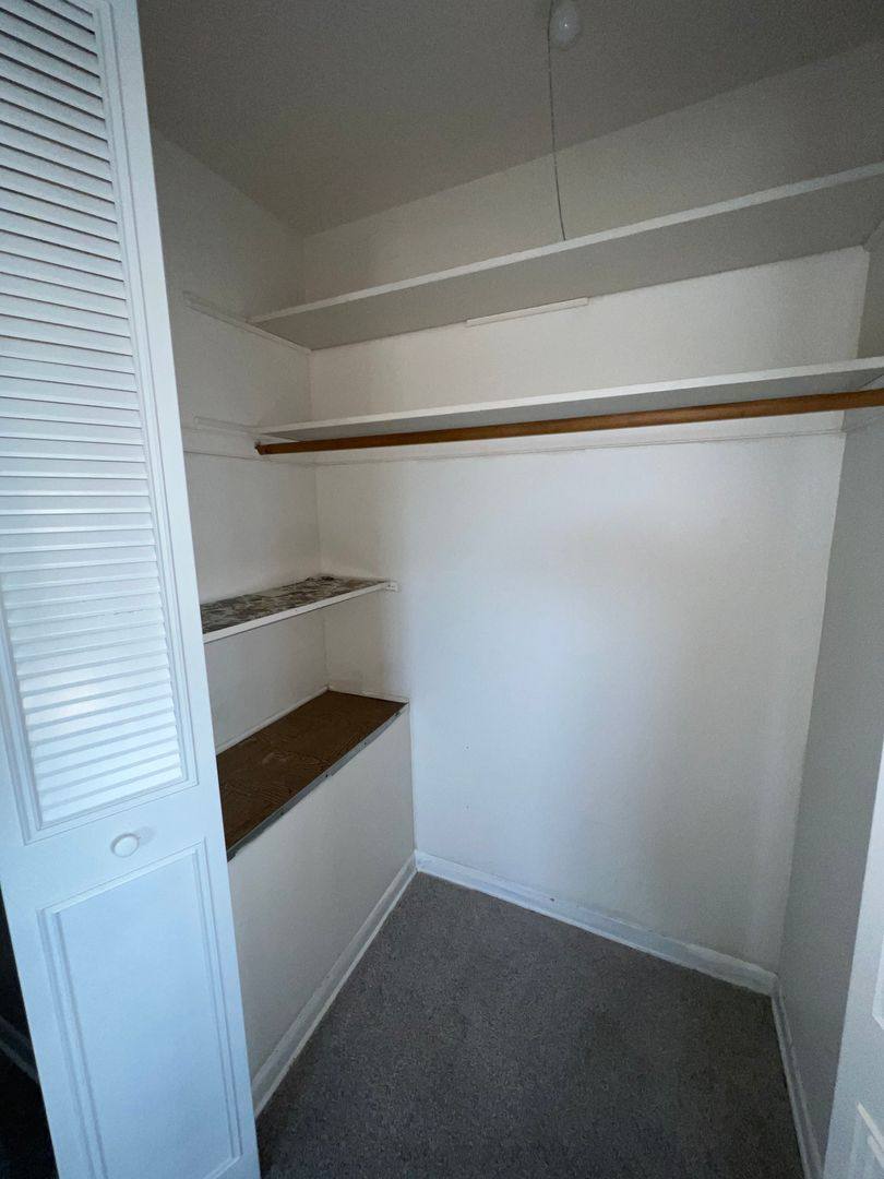 Apartment for rent at 317 & 320 N Harvard Ave, Villa Park, IL 60181