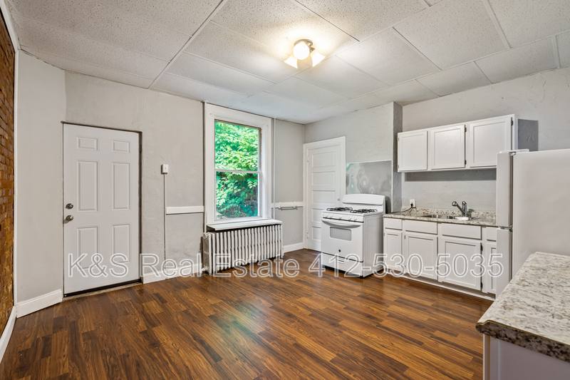 Townhouse for rent at 3720-3726 Baytree St, Pittsburgh, PA 15214