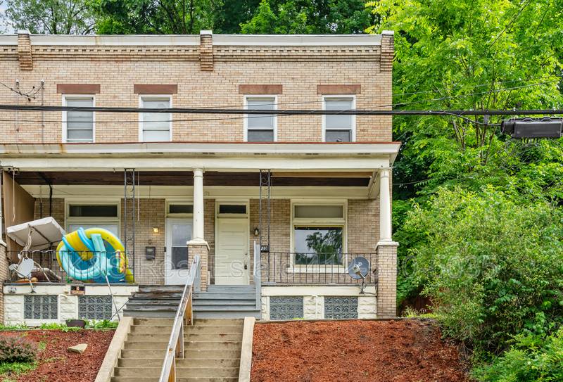 Townhouse for rent at 3720-3726 Baytree St, Pittsburgh, PA 15214