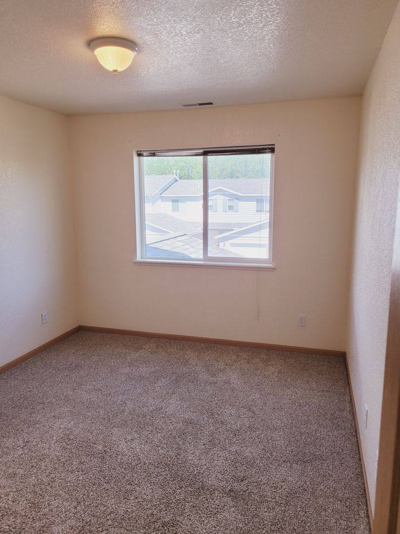 Townhouse for rent at 2411 Daws Dr, Bozeman, MT 59718