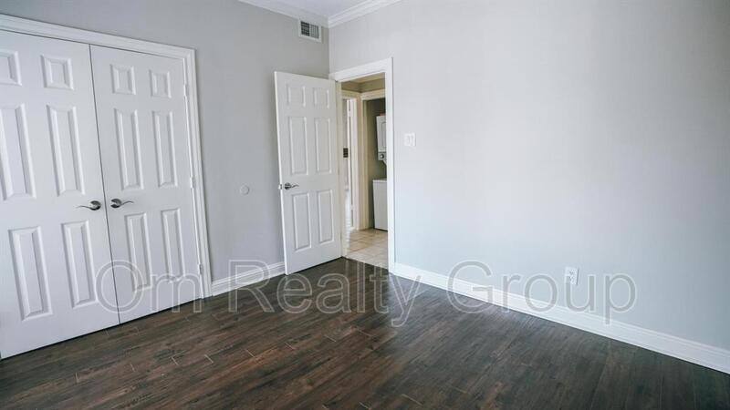 Condo for rent at 4144 Greystone Dr #104, Sugar Land, TX 77479