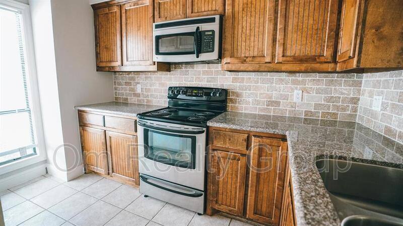 Condo for rent at 4144 Greystone Dr #104, Sugar Land, TX 77479