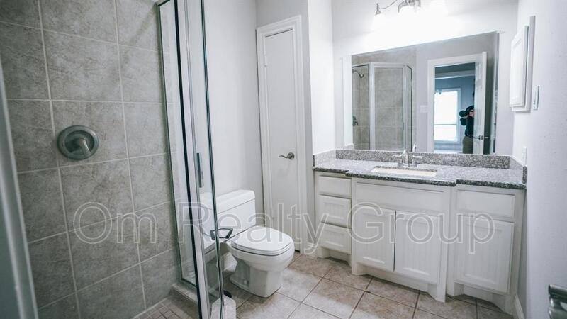 Condo for rent at 4144 Greystone Dr #104, Sugar Land, TX 77479