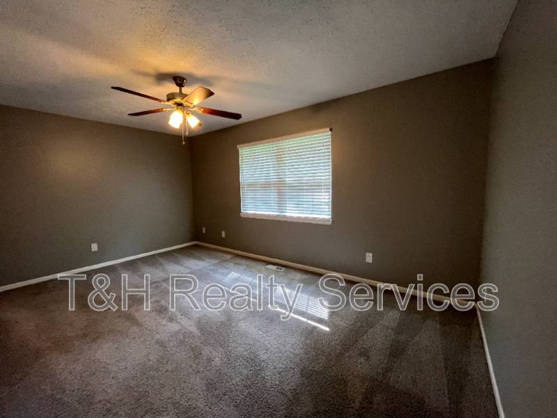 House for rent at 6528 Adamson Court, Indianapolis, IN 46268