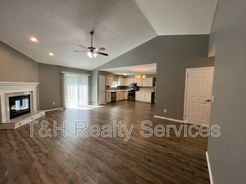 House for rent at 6528 Adamson Court, Indianapolis, IN 46268