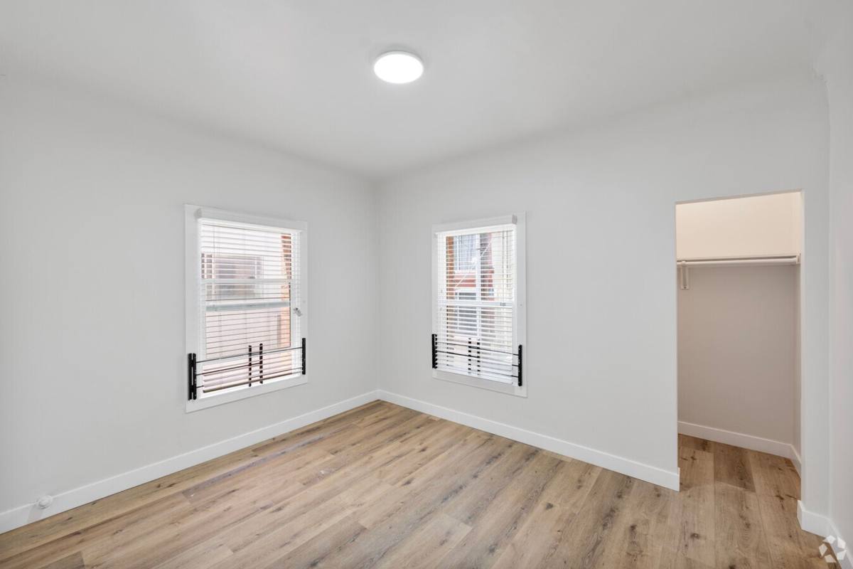 Apartment for rent at 247 S Alexandria, Los Angeles, CA 90004