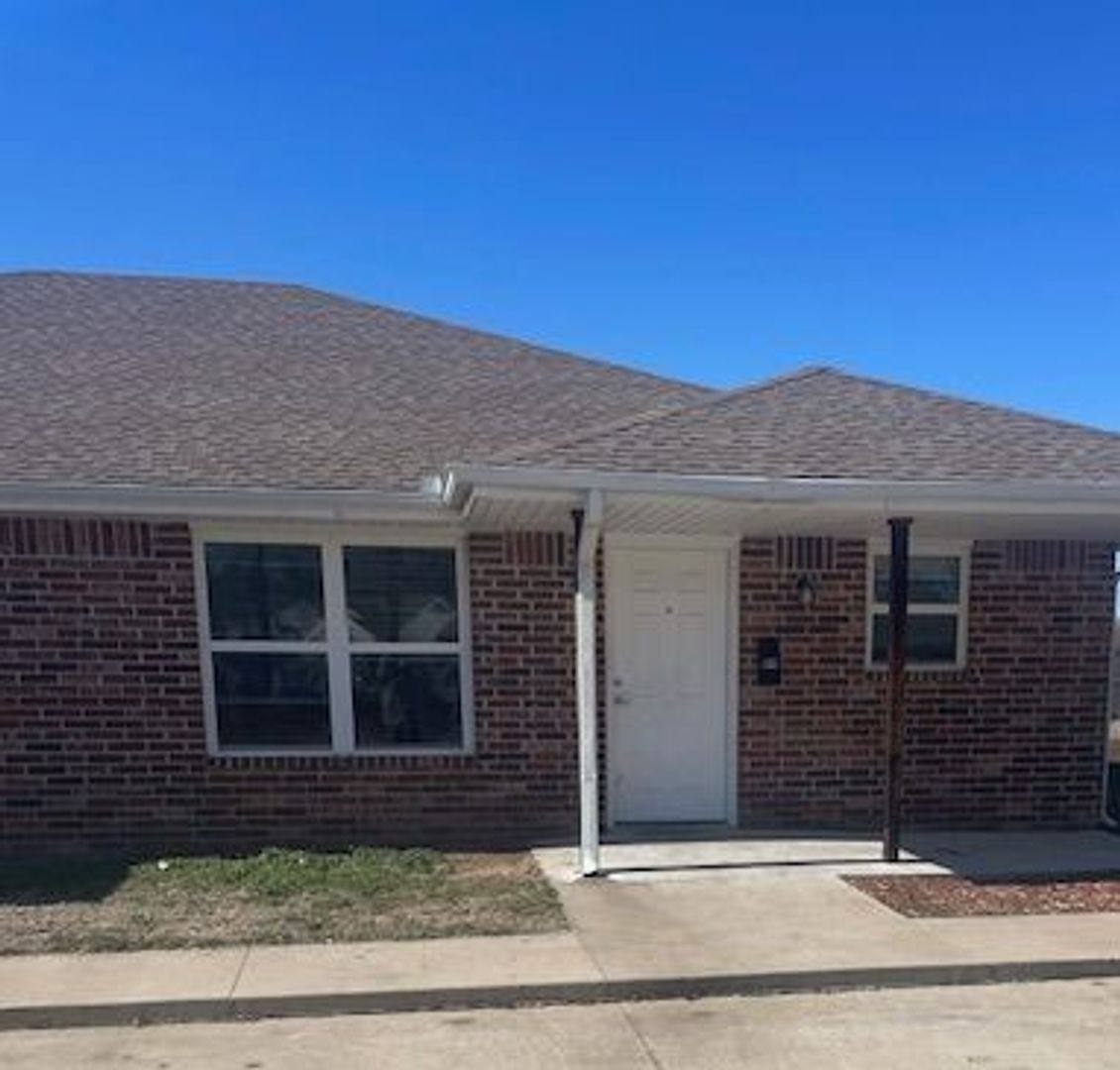Apartment for rent at 111 & 113 S Cherokee Ave, Dewey, OK 74029