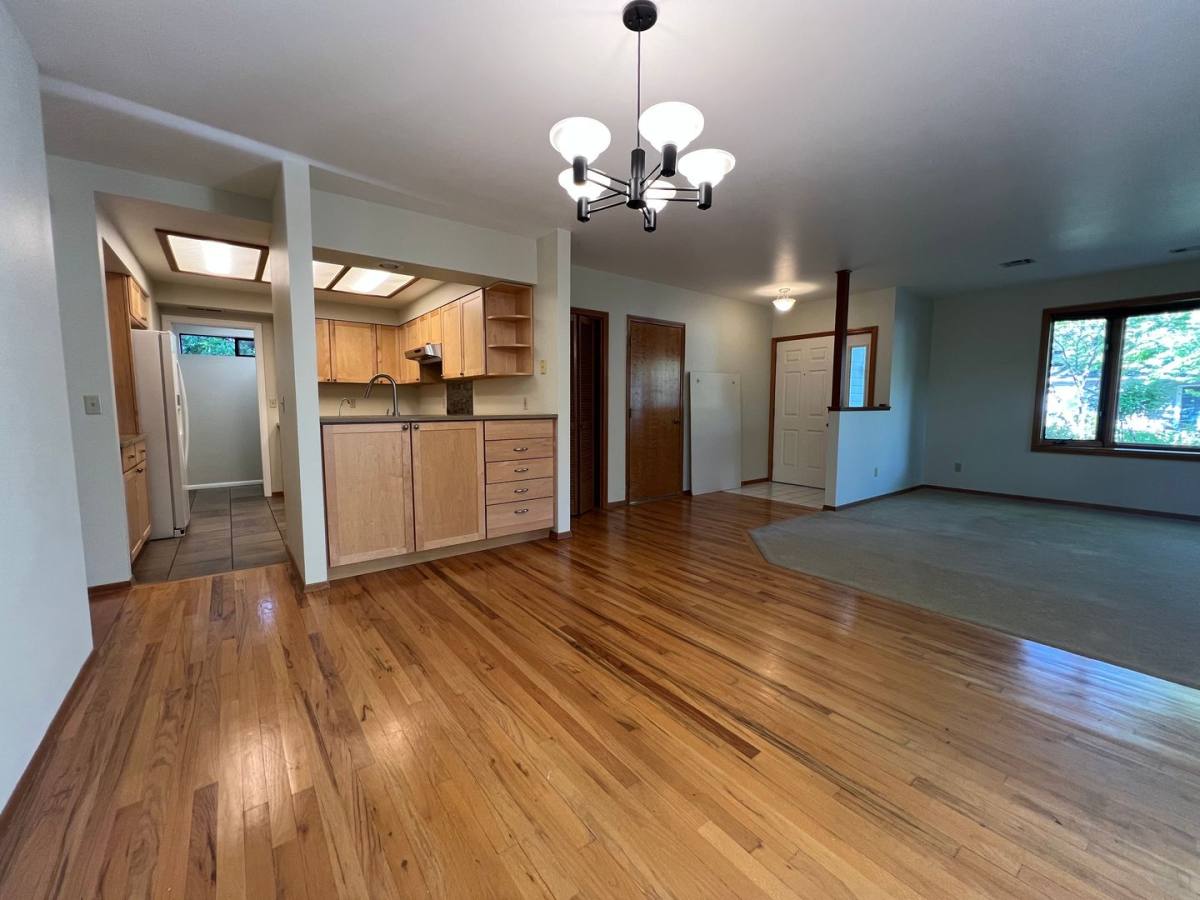 House for rent at 139 Wightman St, Ashland, OR 97520