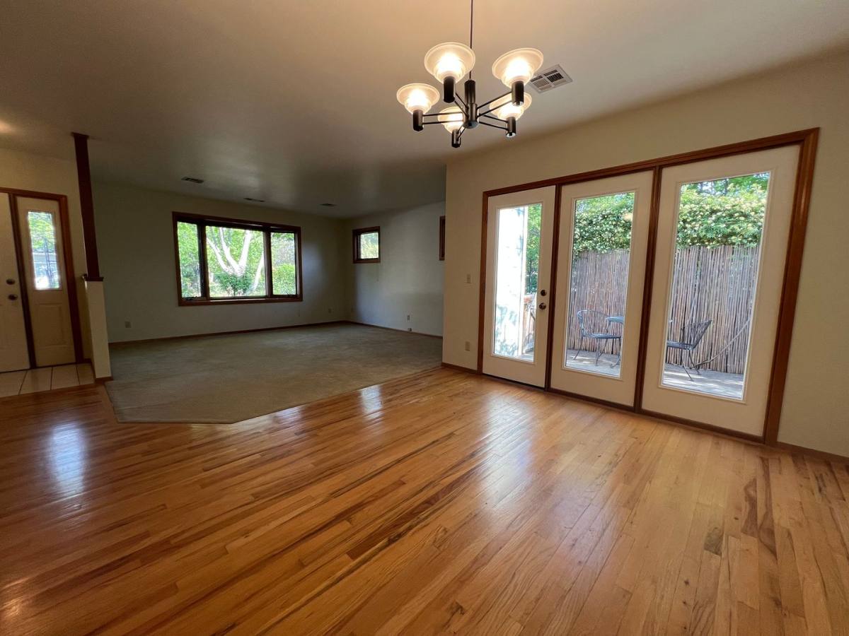 House for rent at 139 Wightman St, Ashland, OR 97520
