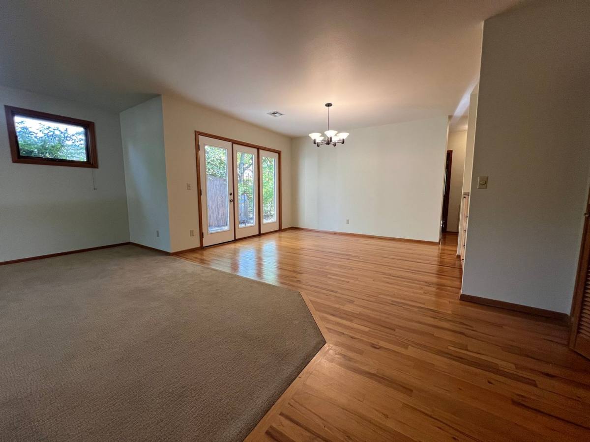 House for rent at 139 Wightman St, Ashland, OR 97520