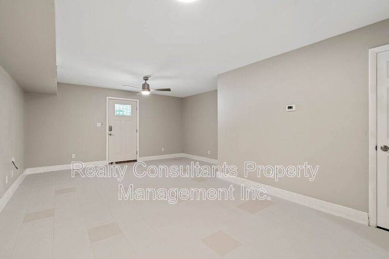 House for rent at 604 E Iredell Ave #2, Mooresville, NC 28115