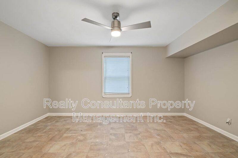 House for rent at 604 E Iredell Ave #2, Mooresville, NC 28115