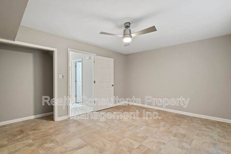 House for rent at 604 E Iredell Ave #2, Mooresville, NC 28115