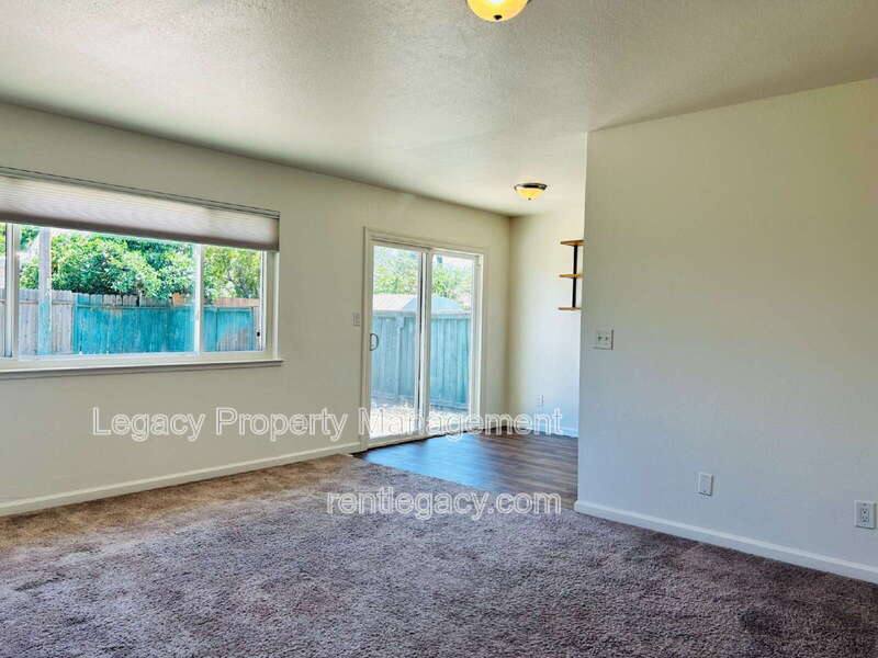 House for rent at 9012 Alderson Ave, Sacramento, CA 95826