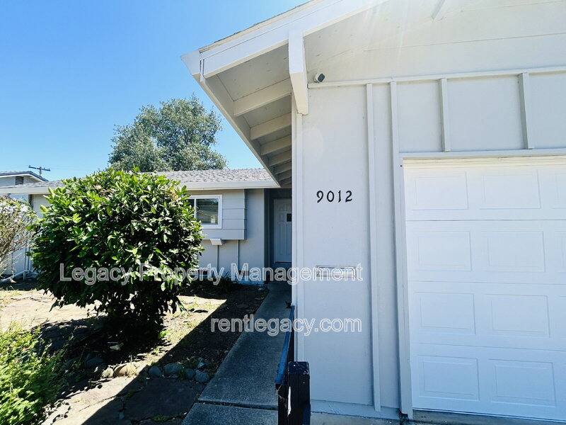 House for rent at 9012 Alderson Ave, Sacramento, CA 95826