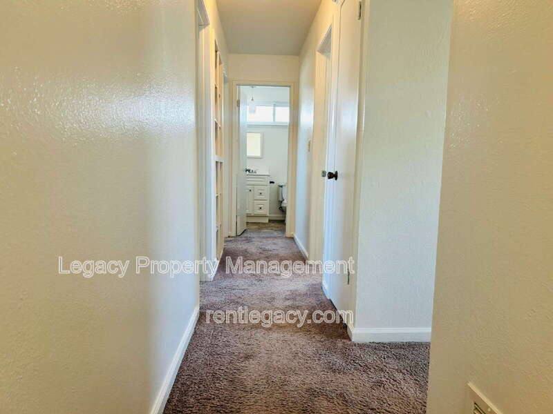 House for rent at 9012 Alderson Ave, Sacramento, CA 95826