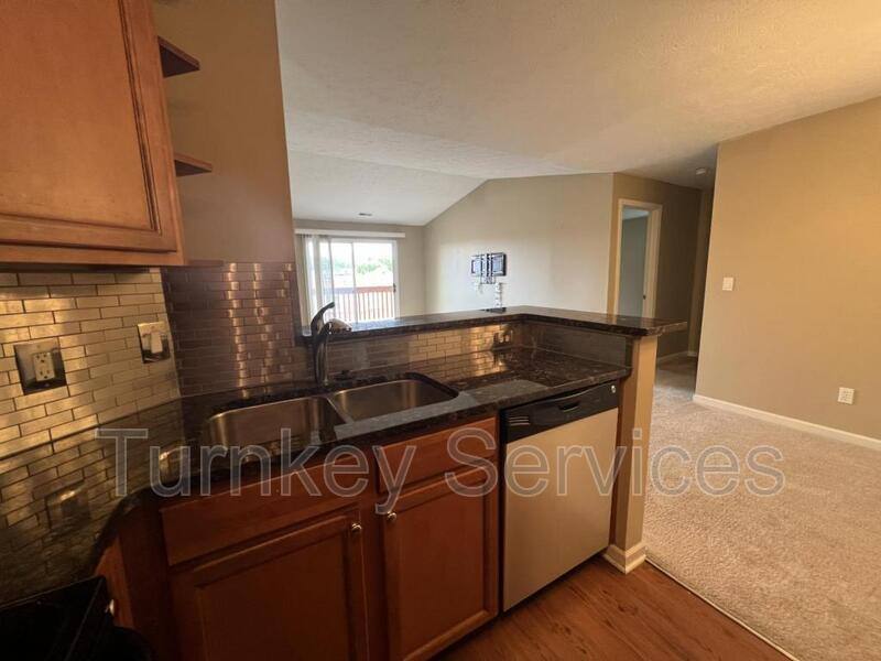 Condo for rent at 5016 California St #12, Omaha, NE 68132