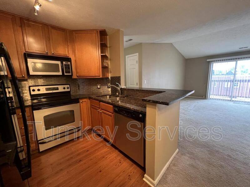 Condo for rent at 5016 California St #12, Omaha, NE 68132