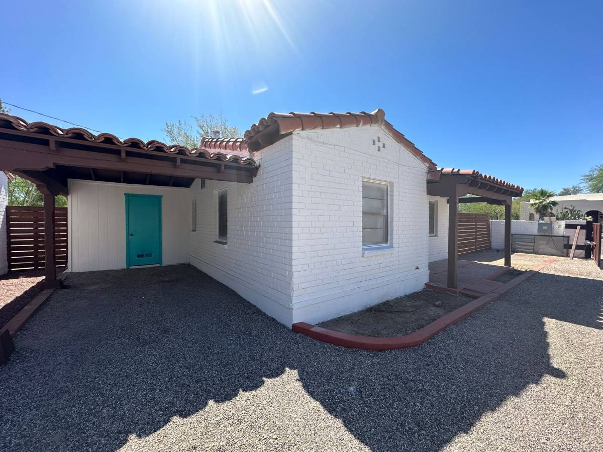 Apartment for rent at 1137-1153 E 10th St, Tucson, AZ 85719