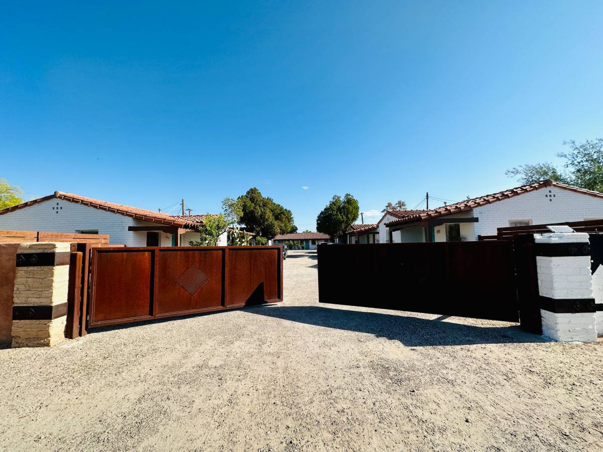 Apartment for rent at 1137-1153 E 10th St, Tucson, AZ 85719