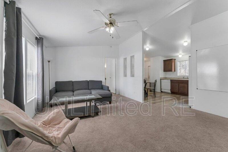 House for rent at 766 E Zuni Dr, Flagstaff, AZ 86001