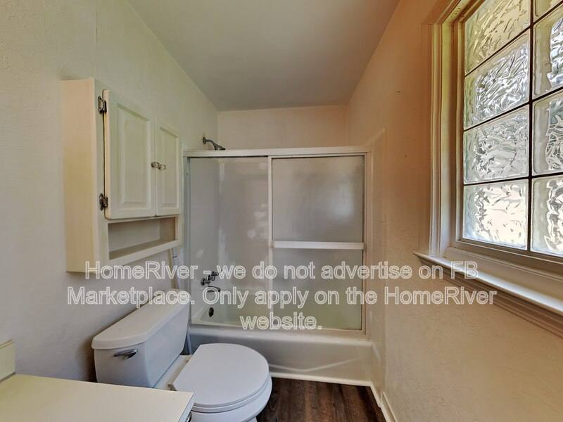 House for rent at 889 Twin Lakes Dr, Sumter, SC 29154