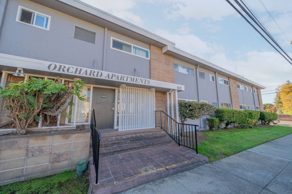 Apartment for rent at 825 Orchard Ave, Hayward, CA 94544