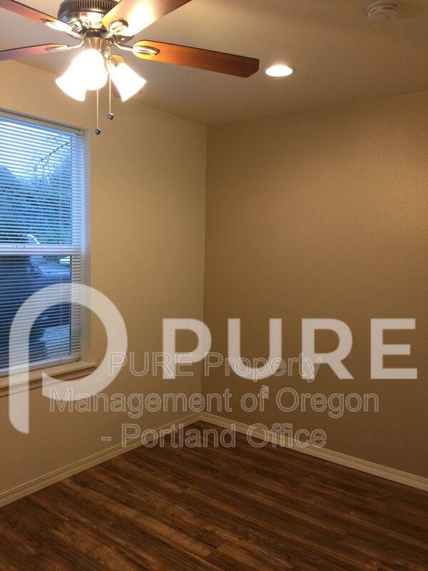 Apartment for rent at 5490 SE Milwaukie Ave #105, Portland, OR 97202