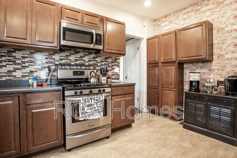 Apartment for rent at 3040 N College Ave, Indianapolis, IN 46205