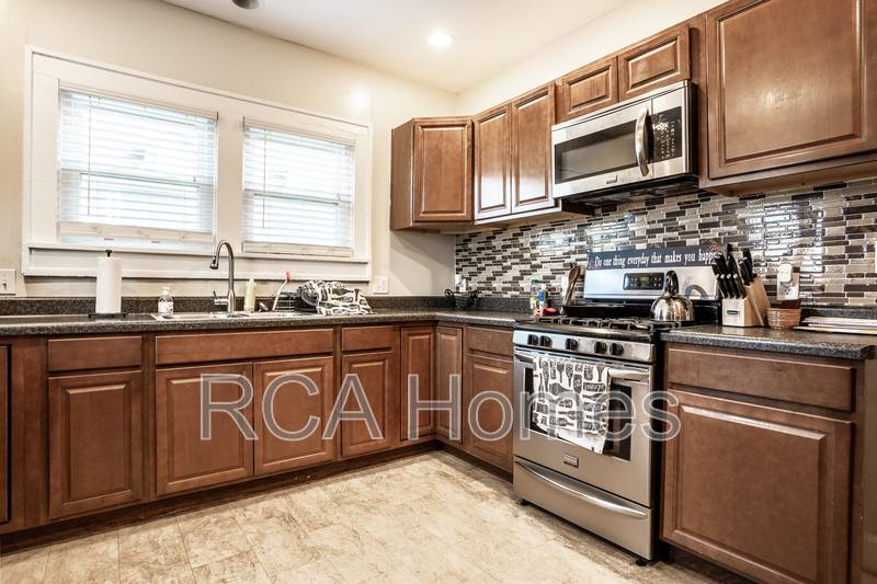 Apartment for rent at 3040 N College Ave, Indianapolis, IN 46205