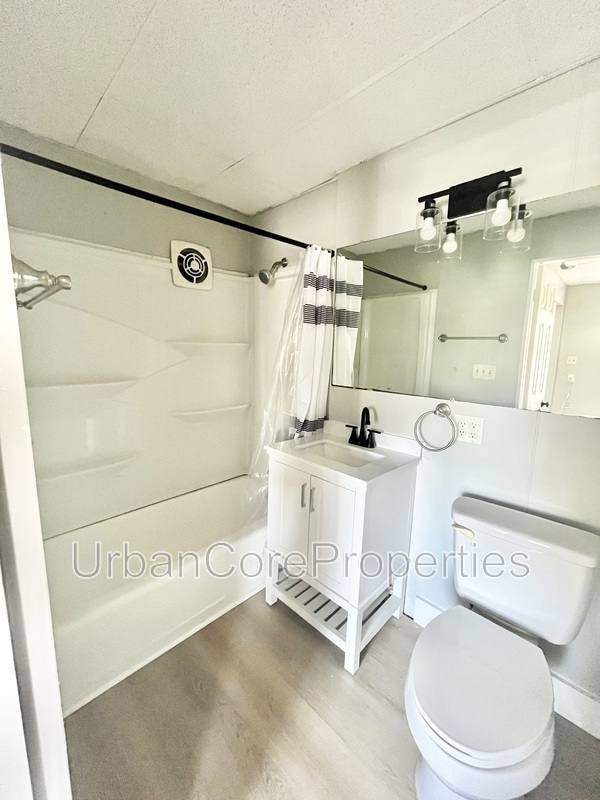 Apartment for rent at 216 5th Ave N #313, Saint Petersburg, FL 33701