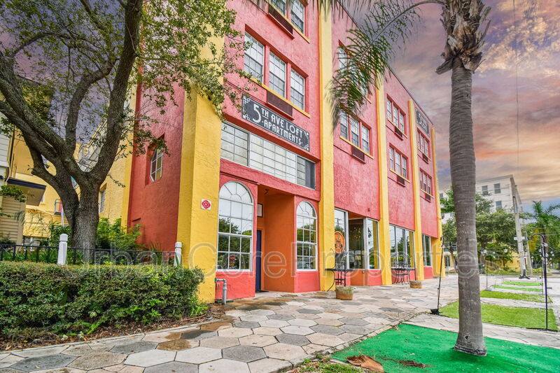 Apartment for rent at 216 5th Ave N #313, Saint Petersburg, FL 33701