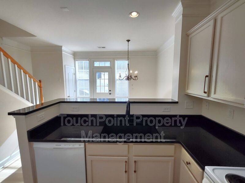 Townhouse for rent at 8606 Beaver Creek Dr, Charlotte, NC 28269