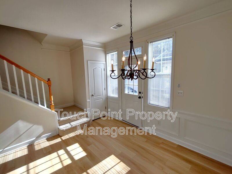 Townhouse for rent at 8606 Beaver Creek Dr, Charlotte, NC 28269