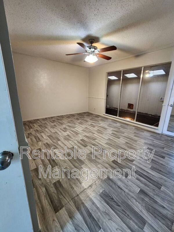 House for rent at 6238 Wheaton Dr, Fort Worth, TX 76133