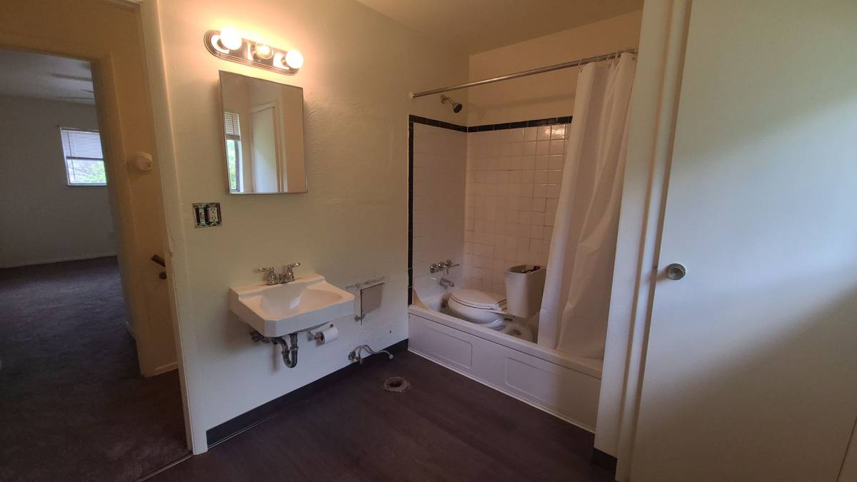 Apartment for rent at 3999 Canal St, Pittsburgh, PA 15234
