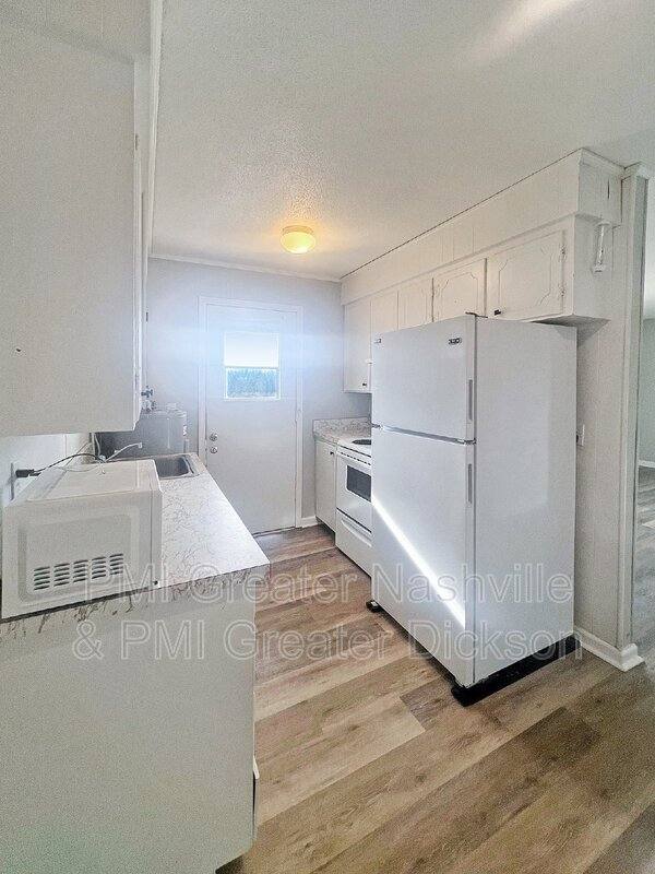 Apartment for rent at 542 Ashe Ave - Lakeside Manor A #7, New Johnsonville, TN 37134