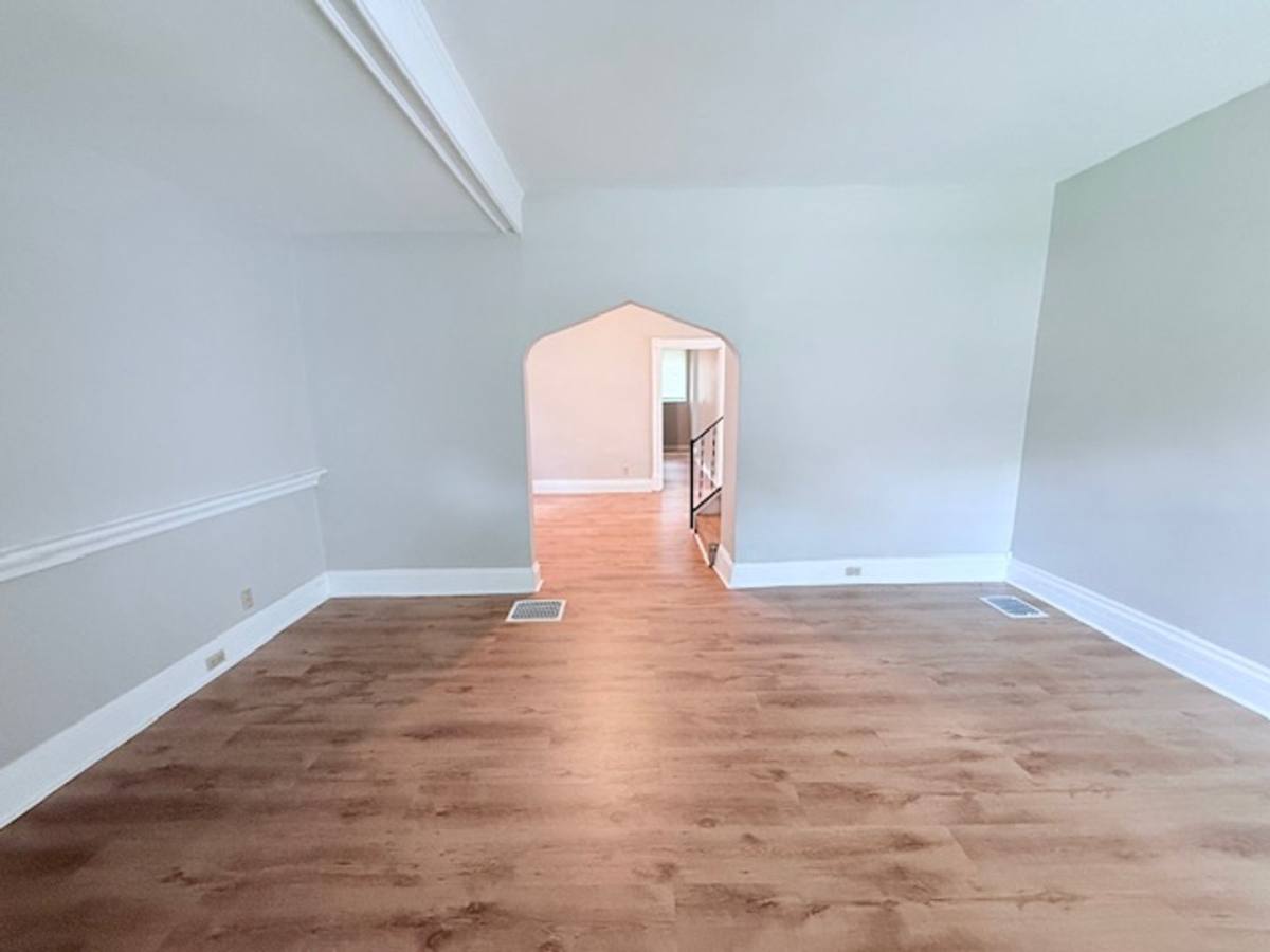 House for rent at 6614 Chamberlain Ave, Saint Louis, MO 63130