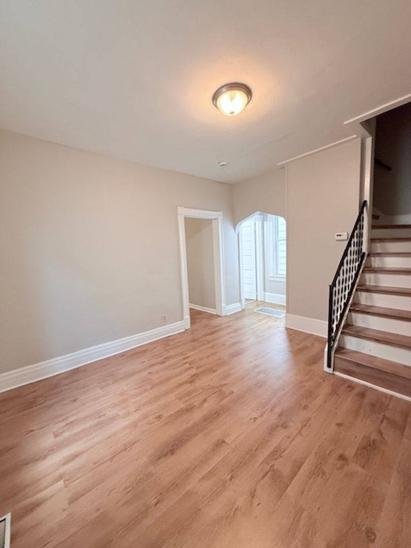House for rent at 6614 Chamberlain Ave, Saint Louis, MO 63130